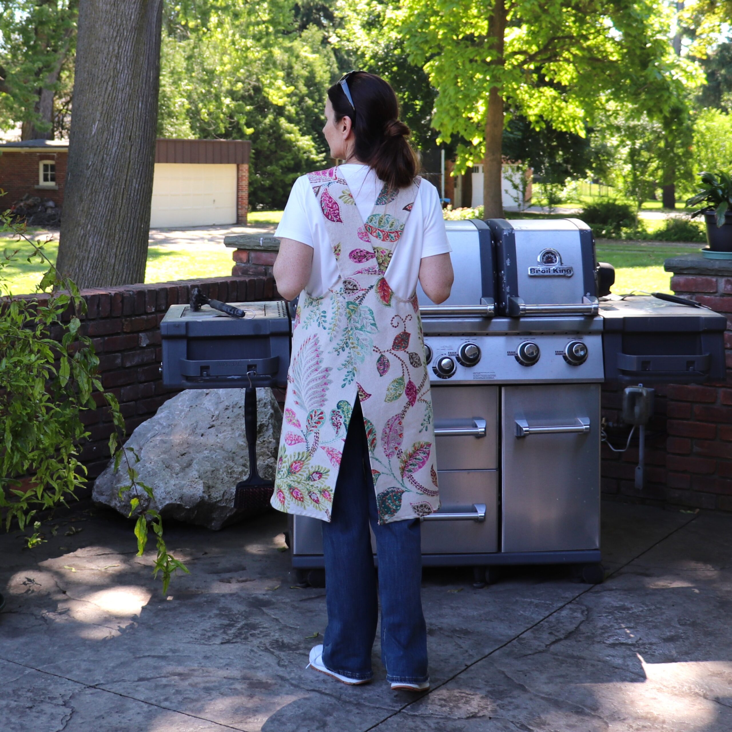 Cross Back Apron Sewing Pattern PDF | Unisex Apron with Pockets - Image 4